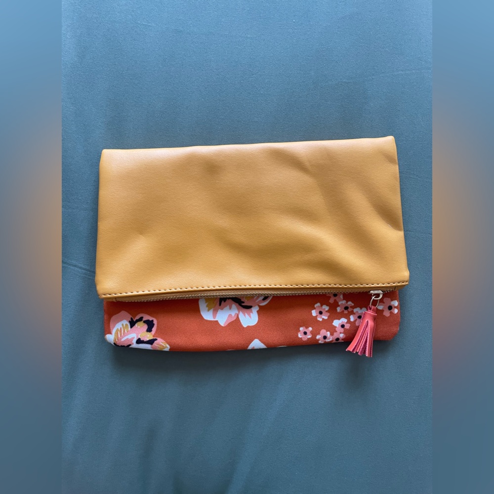 Reversible spring clutch Rachel pally